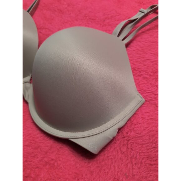 Calvin Klein Beige Underwire Push Up Bra Size 34DD - Picture 2 of 7
